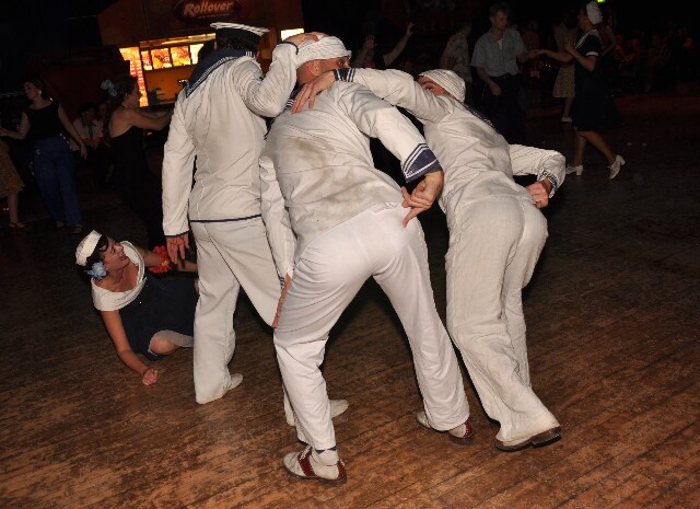 min 2009 11 22 riot 518